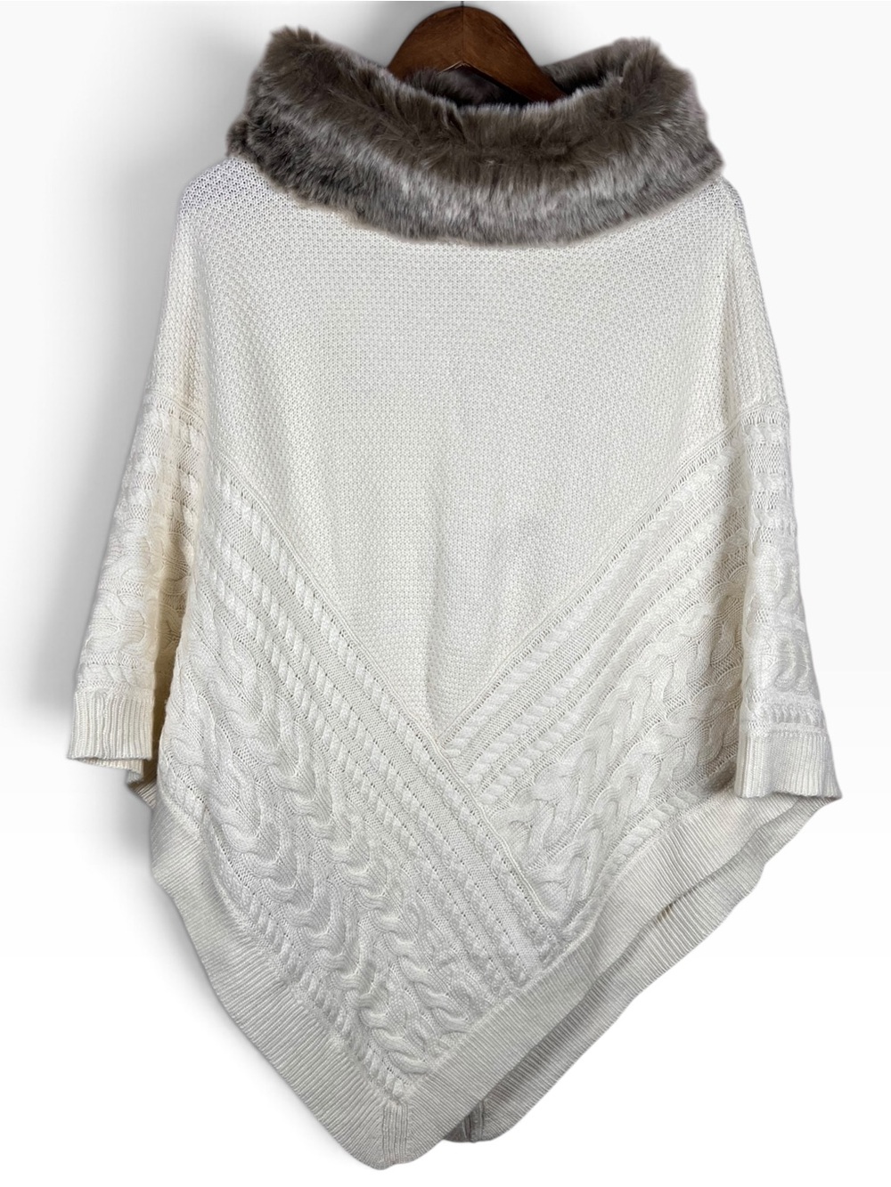 Talbots Ivory Cable Knit Faux Fur Collar Poncho Sweater Size M NWT Quiet Luxury